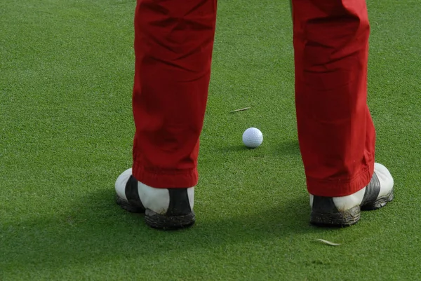 Golfspeler Slaan Van Een Bal Putting Green — Stockfoto