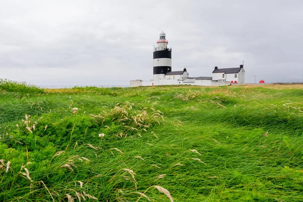 アイルランドの風景 フック ヘッド灯台 — ストック写真