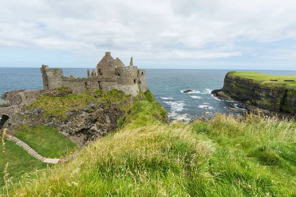 İrlanda'nın Landascapes. Dunluce Kalesi, Kuzey Irelan
