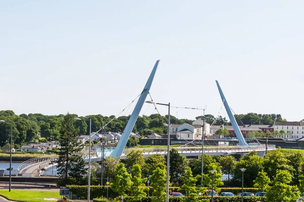 Nordirlands Peace Bridge Londonderry — Stockfoto