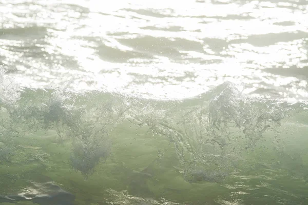背景には 緑水地中海海波 — ストック写真