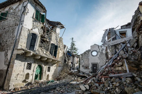 Ciudad Destruida Por Terremoto —  Fotos de Stock