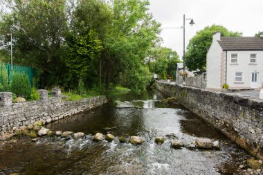 Manzara İrlanda. Galway sayısı Vietnamlılara Nehri