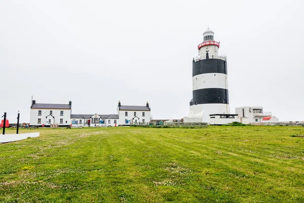 アイルランドの風景 フック ヘッド灯台 — ストック写真
