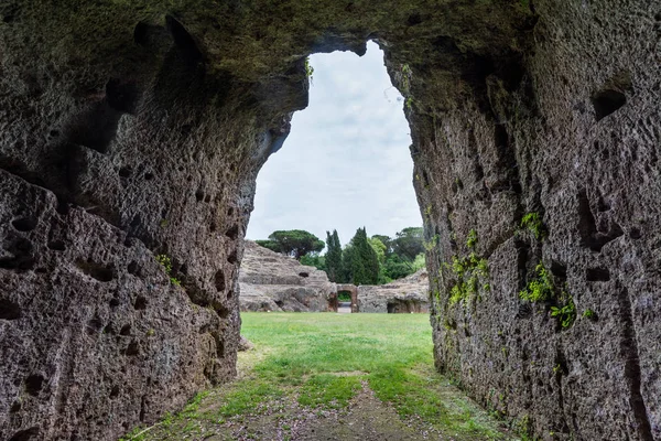 Sutri Nel Lazio Italia Anfiteatro Scavato Nella Roccia Del Periodo — Foto Stock