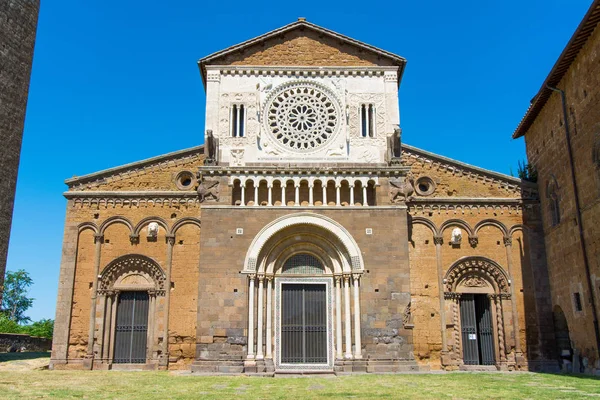 Tuscania Viterbo Włochy Zewnątrz Kościoła San Pietro — Zdjęcie stockowe