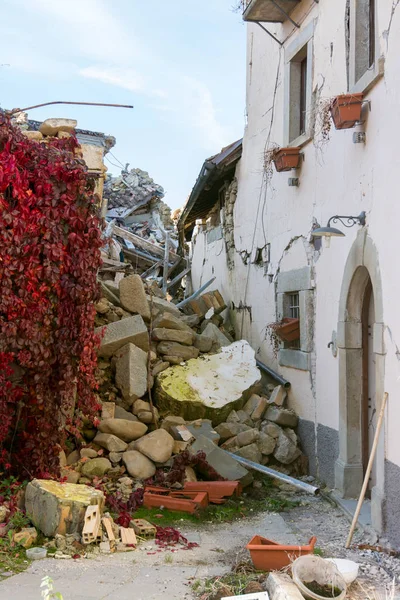 Ciudad Destruida Por Terremoto Italia —  Fotos de Stock