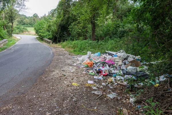 Rome Italy June 2018 Garbage Abandoned Countryside Road — Stock Photo, Image