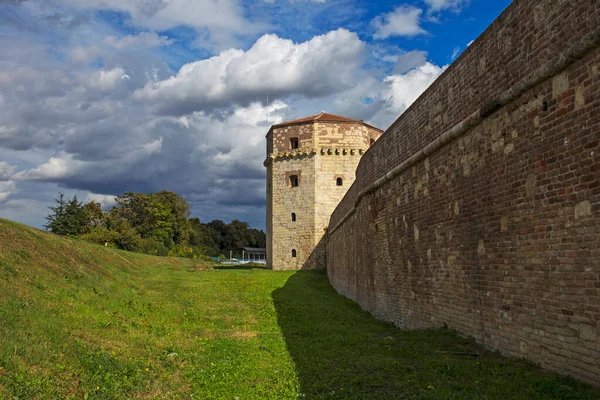 Torre Nebojsa Monumento Famoso Parte Fortaleza Kalemegdan Belgrado Serbia —  Fotos de Stock