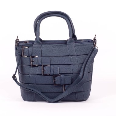 Beyaz arka planda izole edilmiş kadın deri çanta.