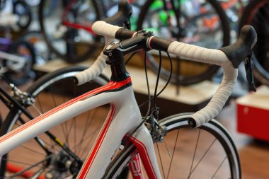 Dağ bisikleti ayrıntılı bir görünümünü