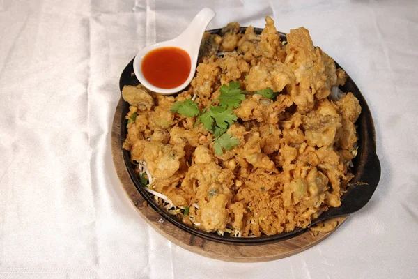 Kabuklu deniz ürünleri sıcak tava