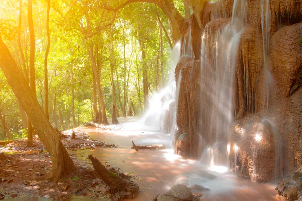 Водоспад Вай Тропічних Дощових Лісах Хірірат Пхп Пхра Tak Таїланд — стокове фото