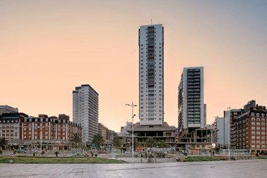 Sahilde güneş doğuyor Dawn          