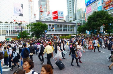 Tokyo, Japonya - 29 Mayıs 2018: Tokyo, Japan.View, Shibuya Crossing, dünyanın en yoğun crosswalks biri.