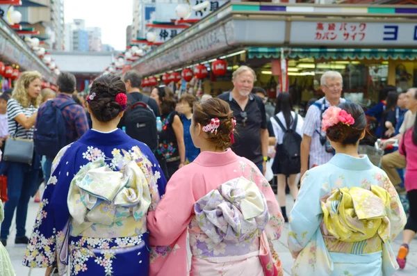 Tokyo Japan Mai 2018 Junges Mädchen Mit Japanischem Kimono Auf — Stockfoto