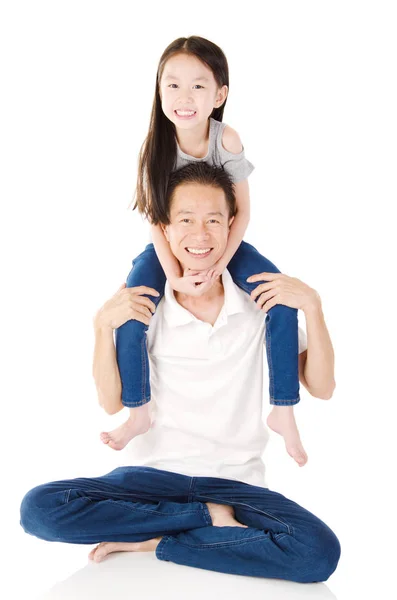 Cute Young Asian Girl Piggy Back Ride Her Dad Looking — Stock Photo, Image