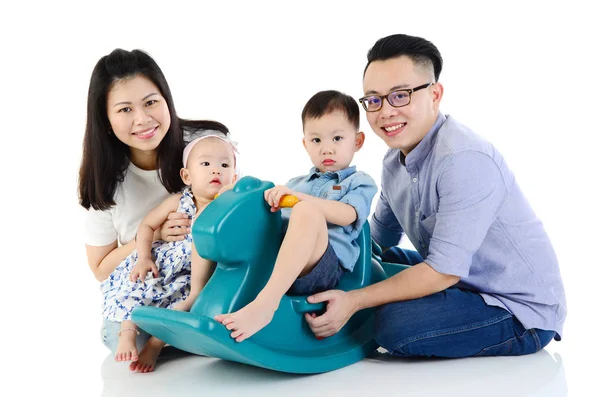 아시아 가족의 초상화 — 스톡 사진