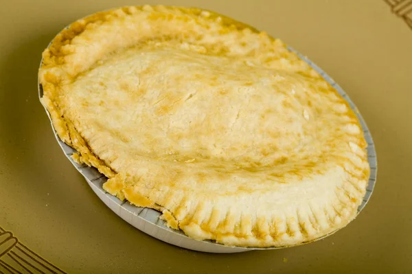 Torta Panela Carne Com Crosta Pastelaria Dourada Plat — Fotografia de Stock