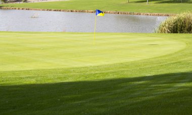 Kıta Golf Club gölet alanıyla; Scottsdale, Az