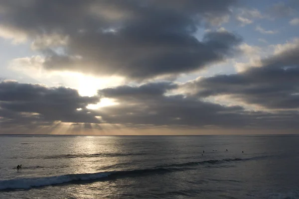 Odvážný Surfaři Těší Vlny Při Západu Slunce Del Mar Shores — Stock fotografie