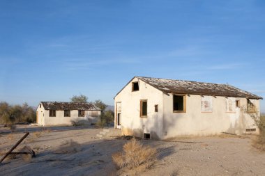 Altın maden kasabası çöl Merkezi, Ca sıkıntılı Emlak
