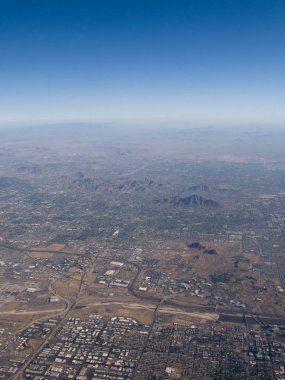 Kuş bakışı Phoenix ve Tempe, Arizona ABD