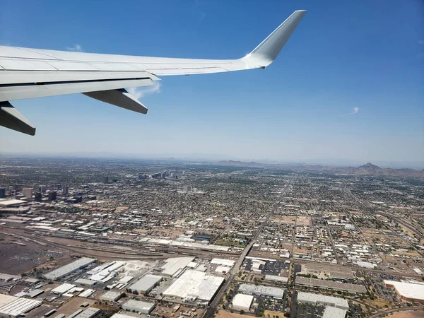 Ascendiendo a Phoenix Sky, AZ —  Fotos de Stock