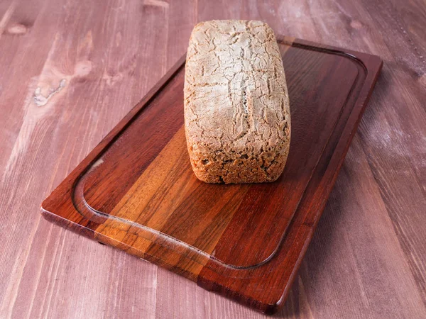 Home Baked Bread Cutting Board — Stock Photo, Image