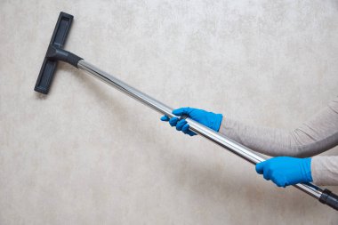 Kız oda endüstriyel elektrikli süpürge duvar vakumlama