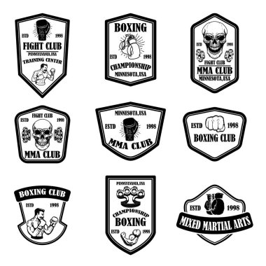 Mma ve boks kulübü amblemleri seti. Logo, etiket, tabela, poster, t shirt için tasarım öğesi. 