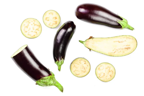 Aubergine eller Äggplanta aubergine isolerad på vit bakgrund. Ovanifrån. Lägenheten låg mönster — Stockfoto