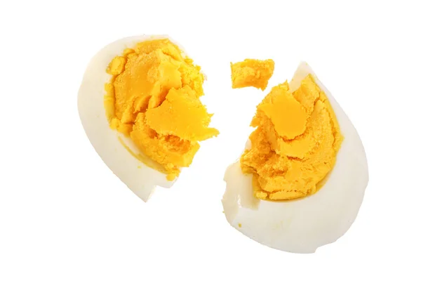 Metade do ovo cozido isolado no fundo branco. Vista superior. Depósito plano — Fotografia de Stock