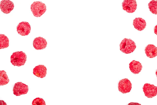 Raspberries isolated on white background with copy space for your text. Вид сверху. Плоский рисунок — стоковое фото