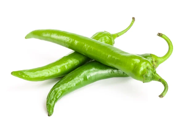 Zöld hot chili paprika elszigetelt fehér background. Felülnézet. Lapos laikus mintát — Stock Fotó