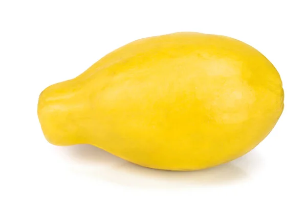 Rijp papaya geïsoleerd op een witte achtergrond — Stockfoto