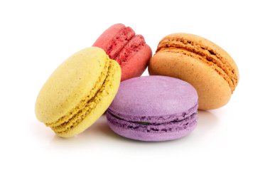 Beyaz arka plan closeup izole dört macaroons