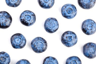 Beyaz arka plan üzerinde izole olgun taze yabanmersini. Üstten görünüm. Düz yatıyordu desen