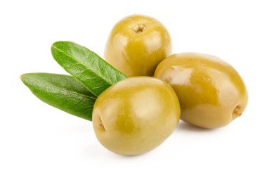 Beyaz bir arka plan üzerinde izole yaprakları ile yeşil zeytin