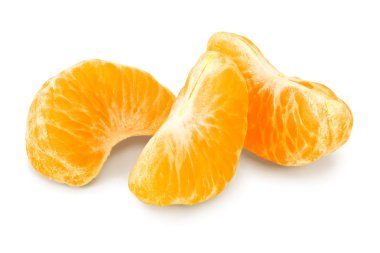 Mandalina ya da mandalina yaprakları beyaz arkaplanda izole edilmiş