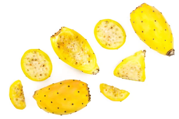 Gele prickly pear of opuntia geïsoleerd op een witte achtergrond. Bovenaanzicht. Plat leggen — Stockfoto