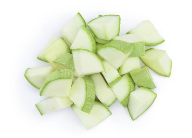 Kesme yolu ve tam alan derinliği ile beyaz zemin üzerinde izole edilmiş kabak ya da ilik. Üst Manzara. Düz yatıyordu