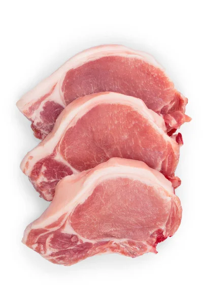 Irisan daging babi mentah diisolasi pada latar belakang putih. Pemandangan bagus. Letak rata — Stok Foto