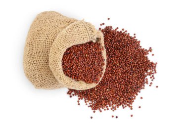 Kırmızı kinoa tohumları beyaz arka planda izole edilmiş kırpma yolu ve tam derinlikte alan. Üst Manzara. Düz yatıyordu.