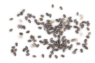 Chia tohumları kırpma yolu ve tam derinlikteki beyaz arkaplanda izole edildi. Üst Manzara. Düz yatıyordu.