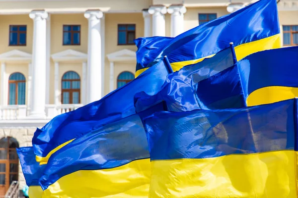 Концепция Независимости Украины Голубой Желтый Национальный Флаг Развивающийся Ветру Фоне — стоковое фото