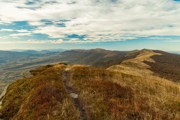 Autumn moody mountain highland landscape meadow rocky scenic view without people here in gray October time — Stock Photo, Image