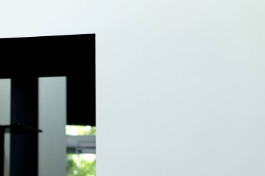 Bulanık iç duvar arka plan siyah geçiş kare şekilli çoğunlukla tek renkli kapalı alan resmi