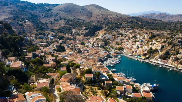 Rhodes, Yunanistan 'da bir sahil kasabası. 