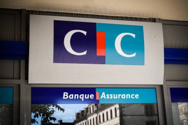 Fontainebleau şehrinde cic panosu